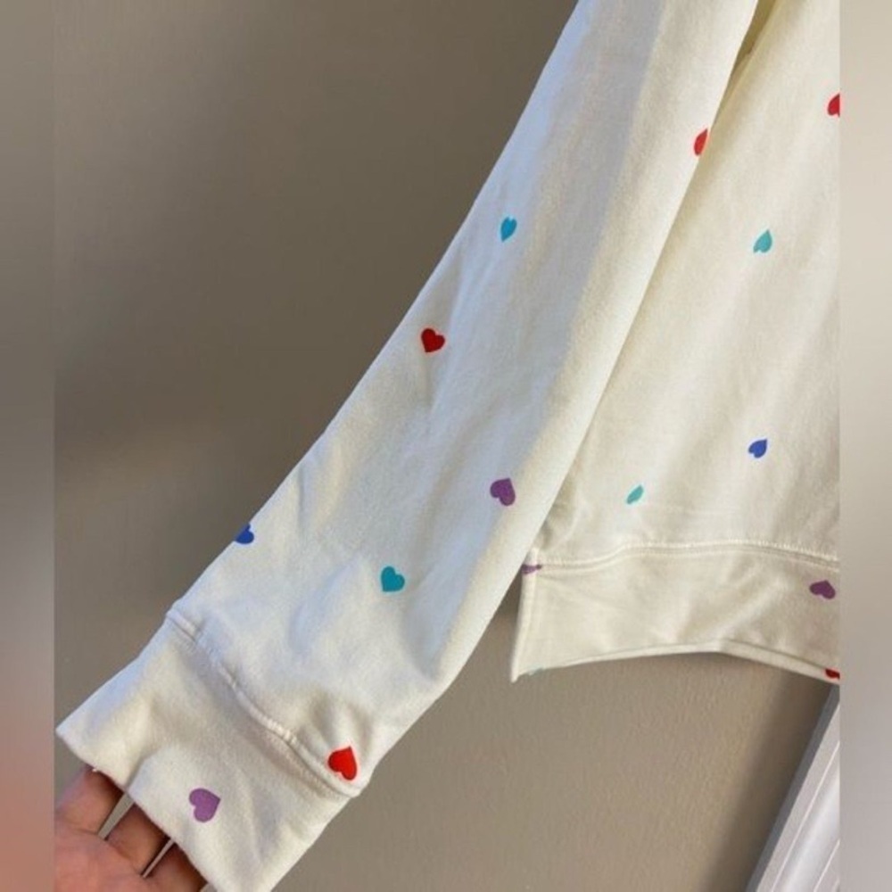 Wildfox Cream Top with Red Heart Accent Medium - Picture 3 of 6